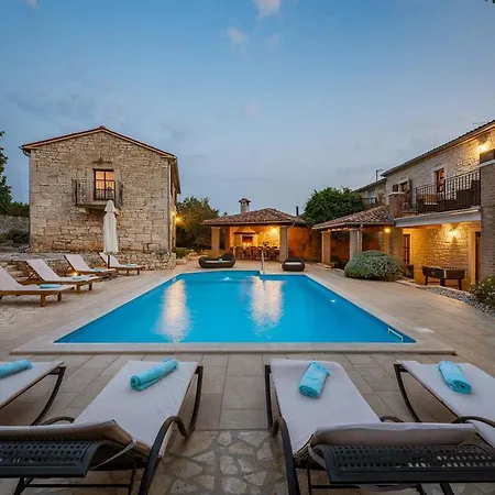 Villa Radetici * Radetići