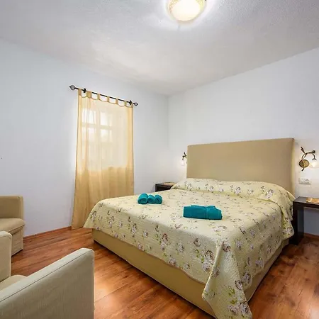 Nyaraló Villa Radetici *