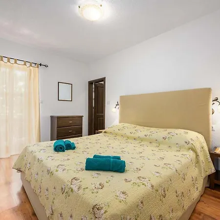 بيت للعطل Villa Radetici