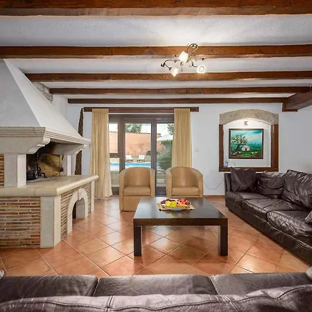 Nyaraló Villa Radetici Radetići