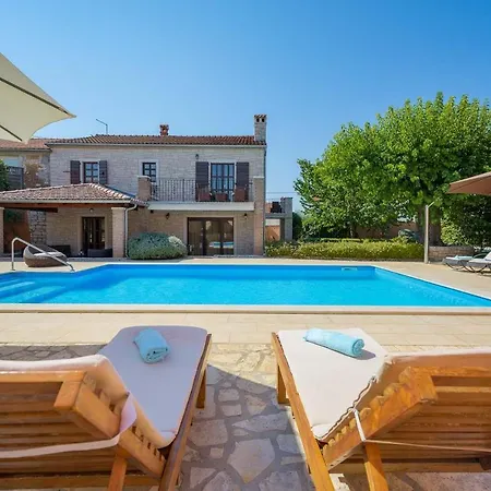 Villa Radetici * Radetići
